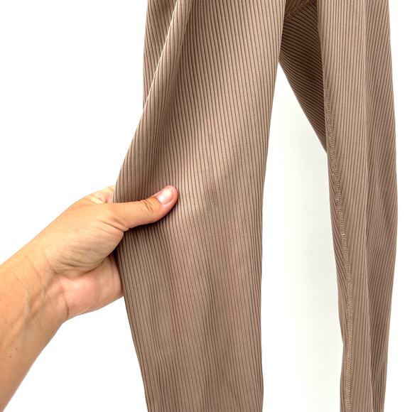 Year Of Ours Studio Ribbed Veronica Crossover Leggings Coco Light Brown Medium - Picture 6 of 9